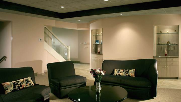 Black Sofa Set In Living Room